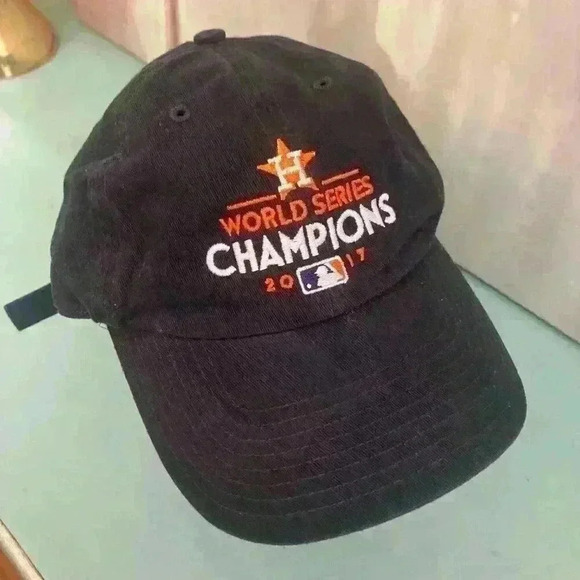 Houston Astros 2017 World Series Hat Cap Adjustable Hook and Loop - Picture 3 of 6